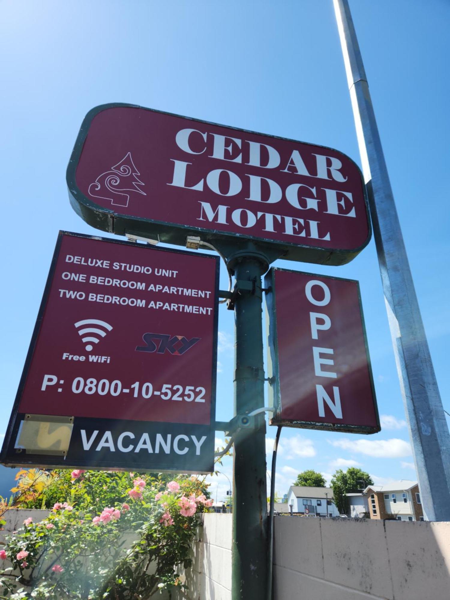 Cedar Lodge Motel Гамильтон Экстерьер фото