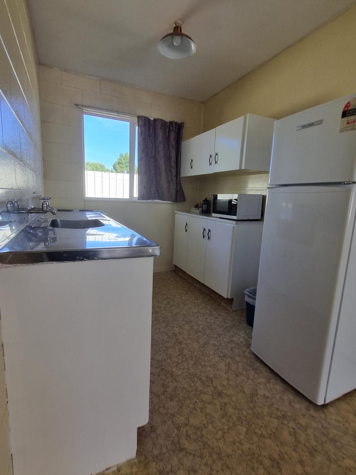 Cedar Lodge Motel Гамильтон Экстерьер фото